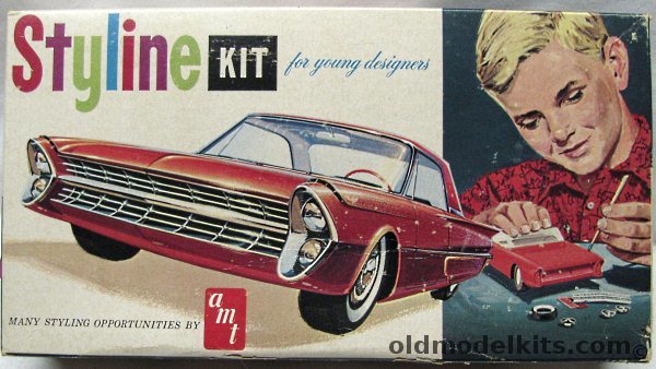 AMT 1/25 Styline 1961 Ford Thunderbird Hardtop - Stock or Custom with Restyling - With AMT Body Putty, S221 plastic model kit